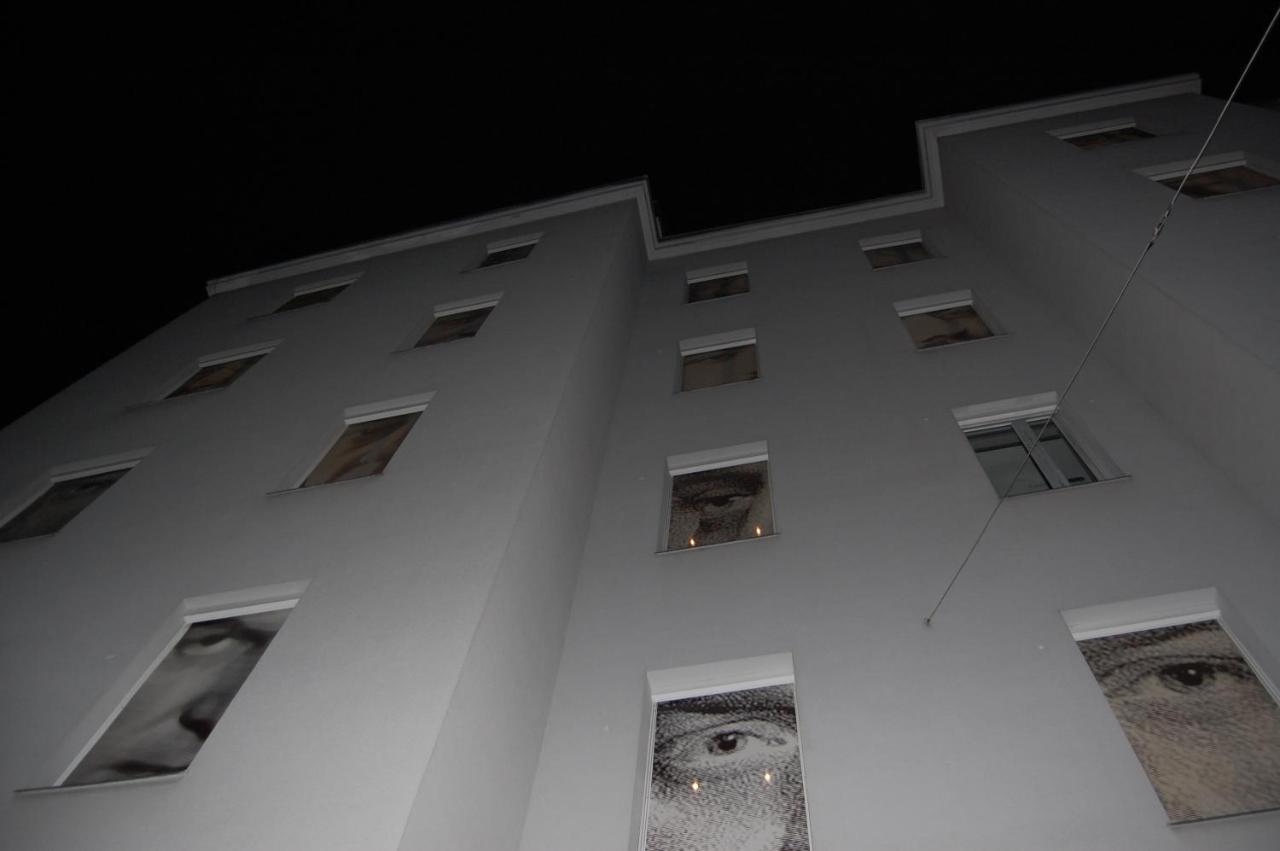 Apollo Hotel Wien Exteriör bild