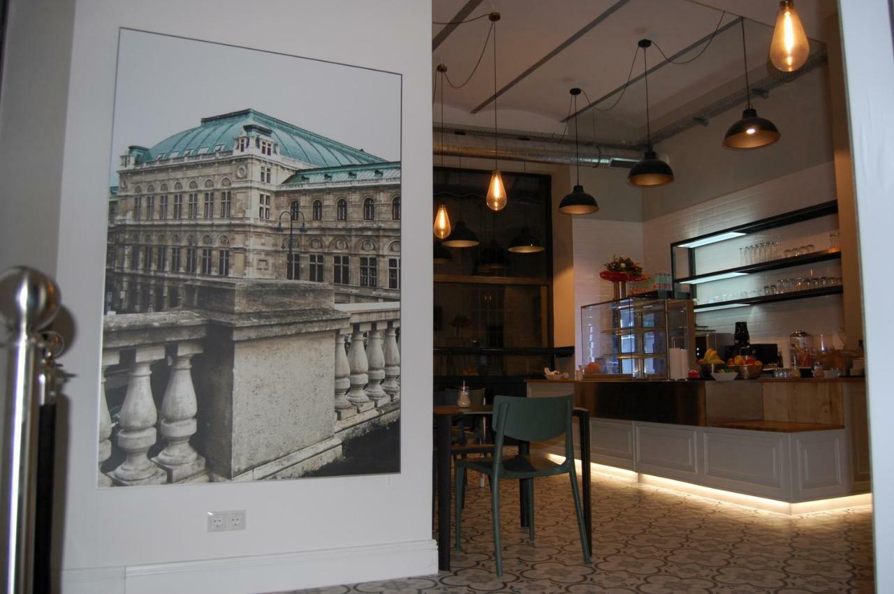 Apollo Hotel Wien Exteriör bild